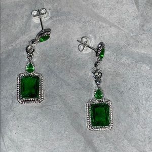Emerald drop earrings